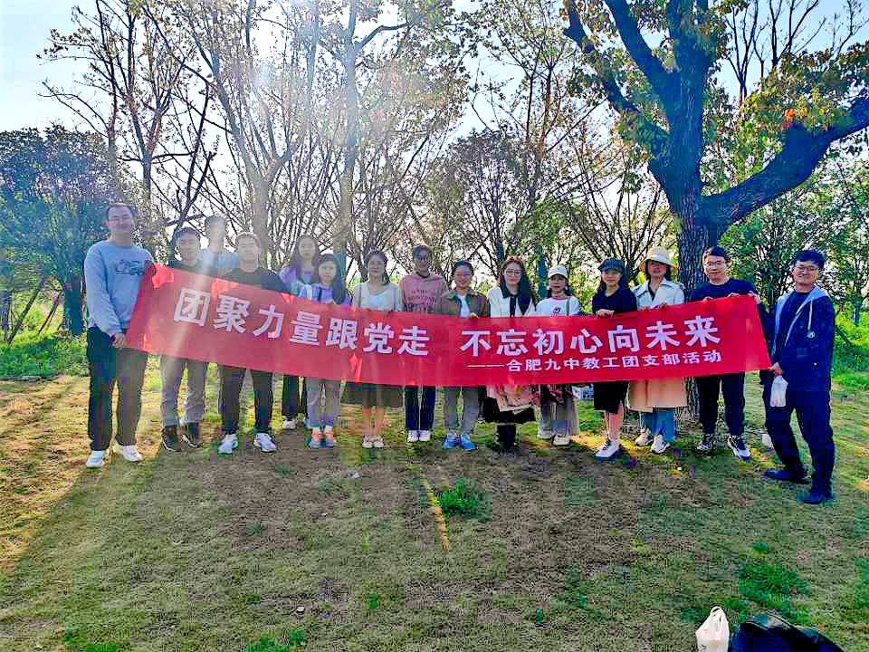 4AB0CCC5D8CC1BD2CF5D367BB81AC302