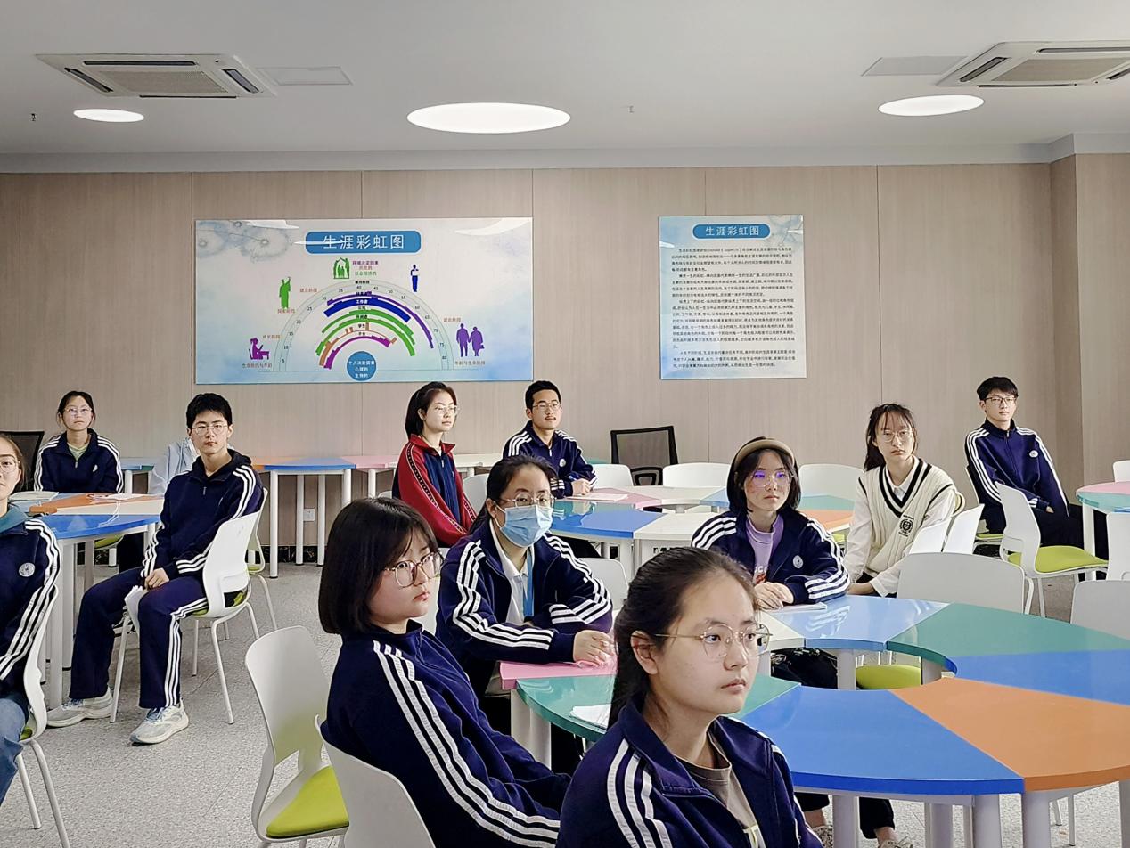 94D0E0C1C7A2CD894A351BBC007E3720