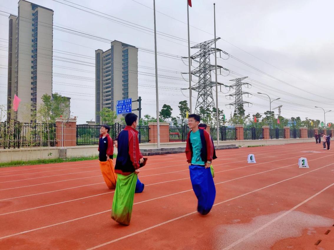 3AD6053D14131064ED2A10F7AFAD2D3F