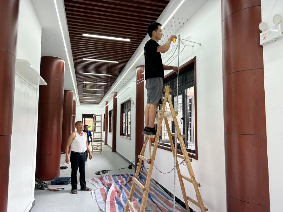 STU7L73(}2EN28Z7YP`GT4N