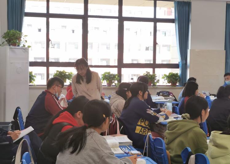 说明: 1666759682356